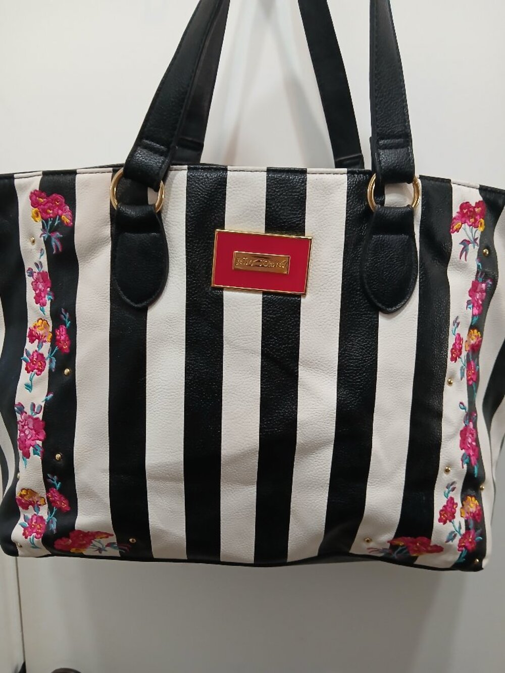 Betsey Johnson Floral Stripe Tote🩷🖤